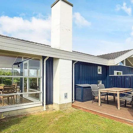 6 Person In Karrebaeksminde-by Traum בית נופש *